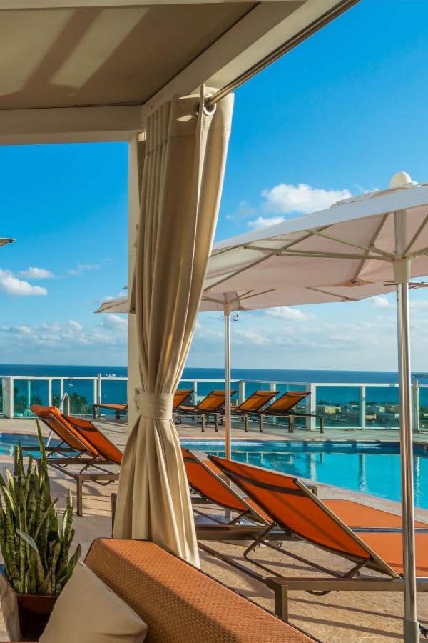 Mvr - Skyline Dreams From Your Private Balcony